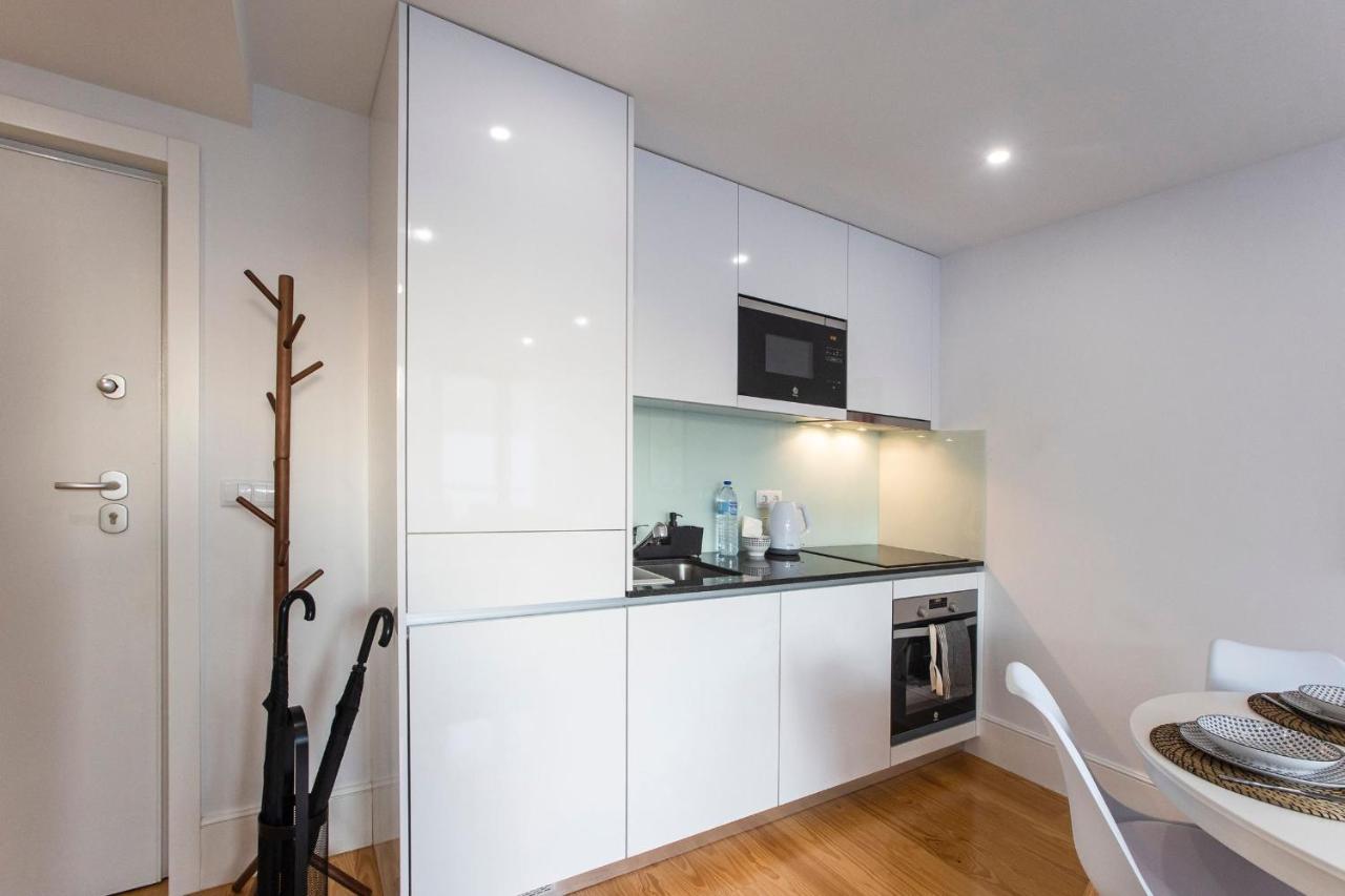 City Center 2Br Flat W/ Ac By Lovelystay ポルト エクステリア 写真